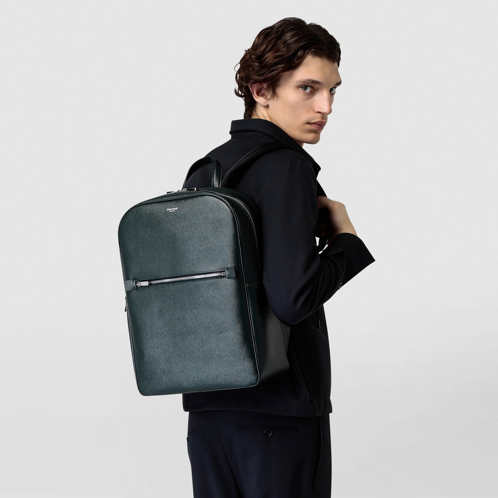 EVOLUZIONEレザー ネイビーブルーバックパック