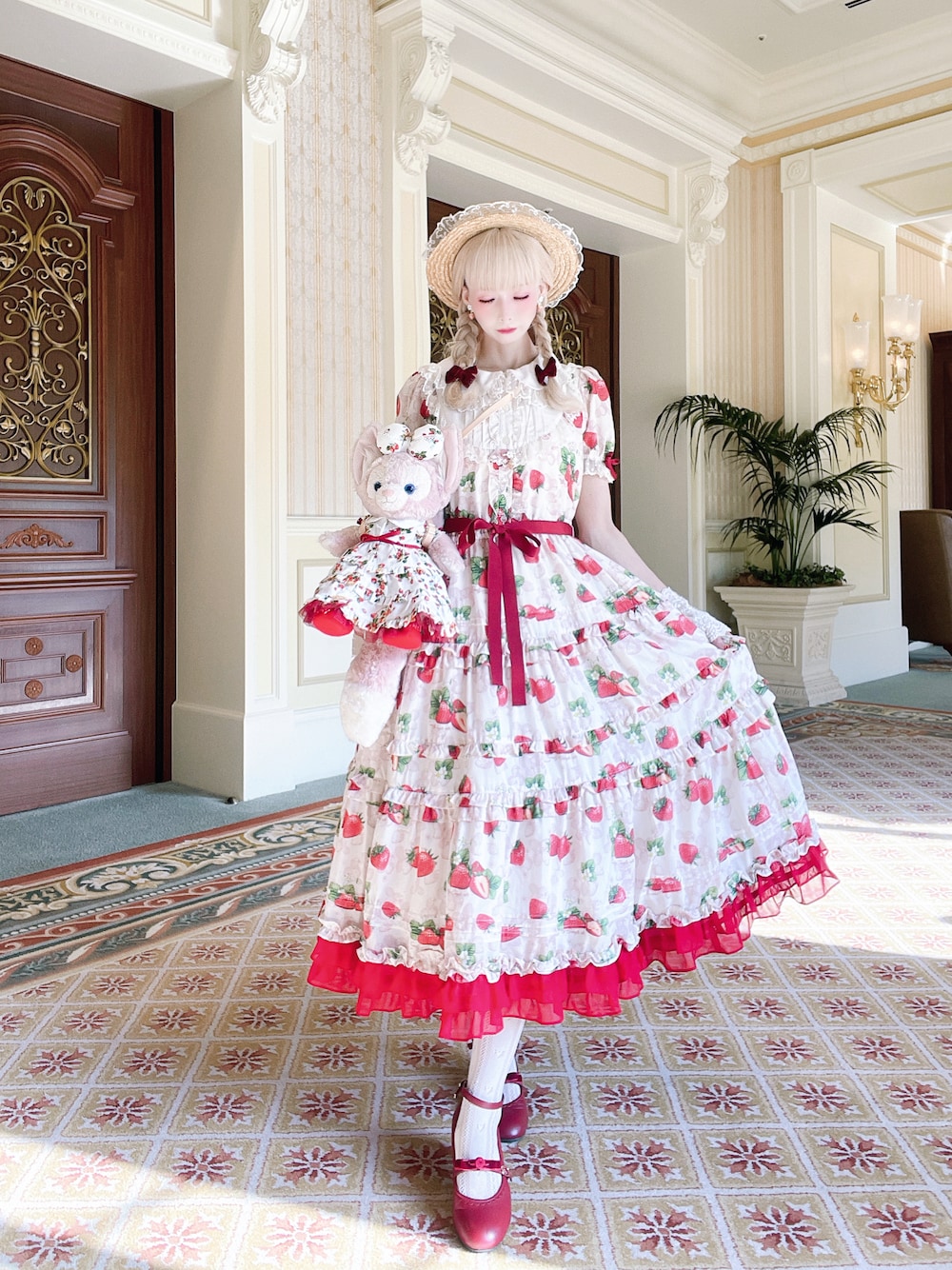 Emily Temple cuteのワンピース（レッド系）を使った人気ファッション