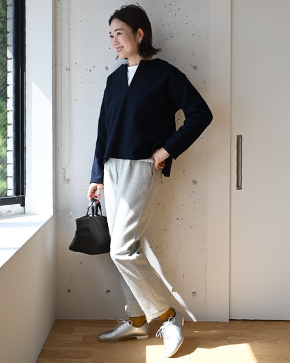 ウール素材のテーパードパンツ – OURHOME