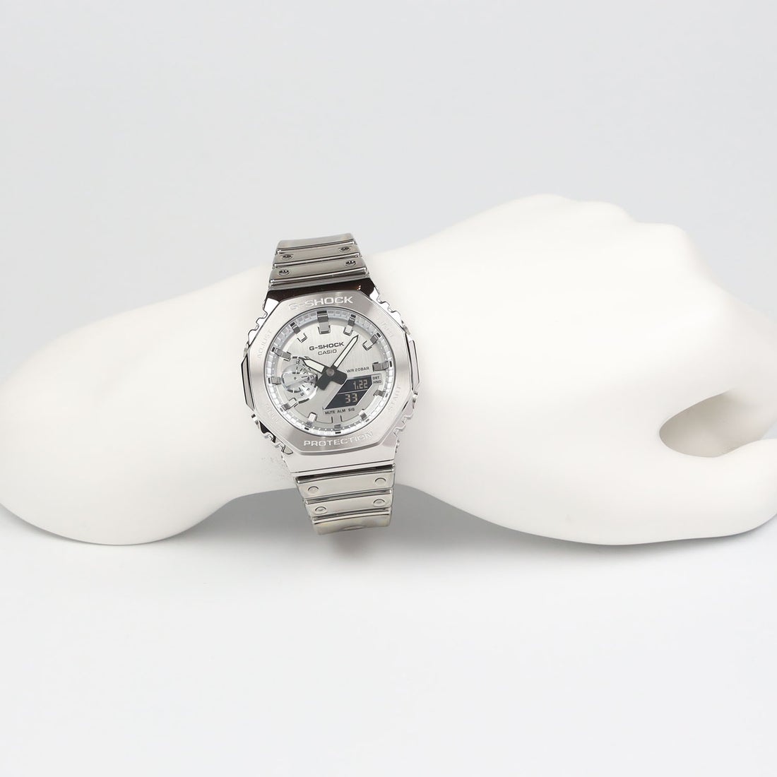 G-SHOCK】FINE METALLIC SERIES / GM-2100YM-8AJF （シルバー×ブラック
