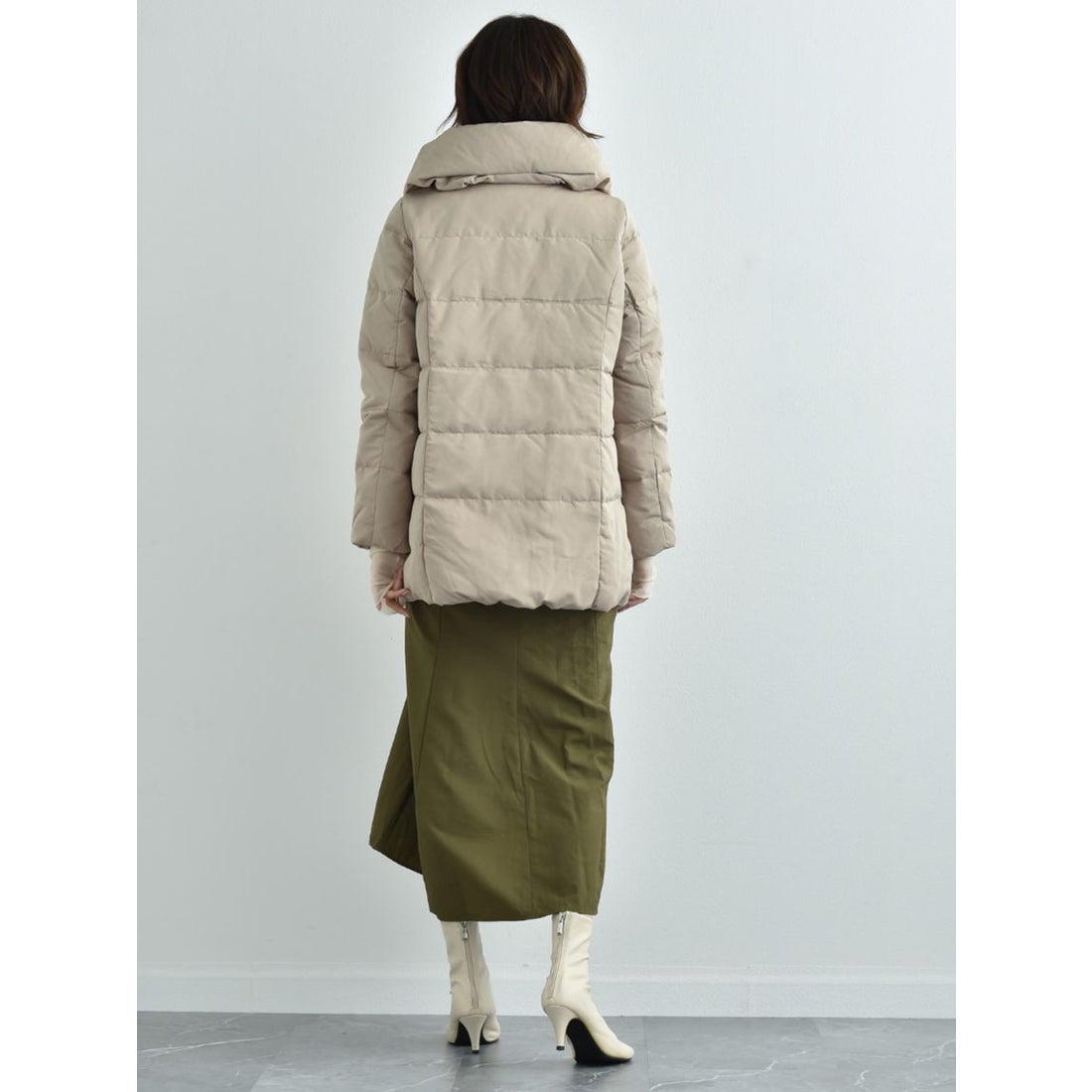 インタープラネット INTERPLANET ピーチスキンミドルダウン