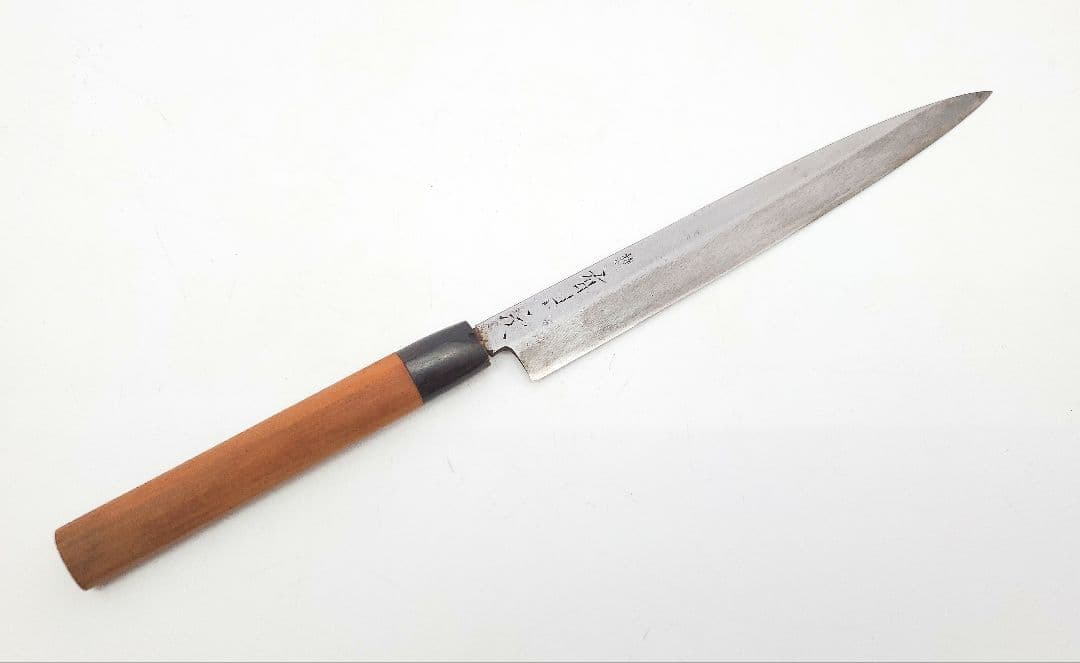 ②有次 柳刃包丁 特製 刺身包丁 240mm 築地有次] 別打柳刃包丁240mm【常温便】の通販・お取り寄せ「築地魚群」