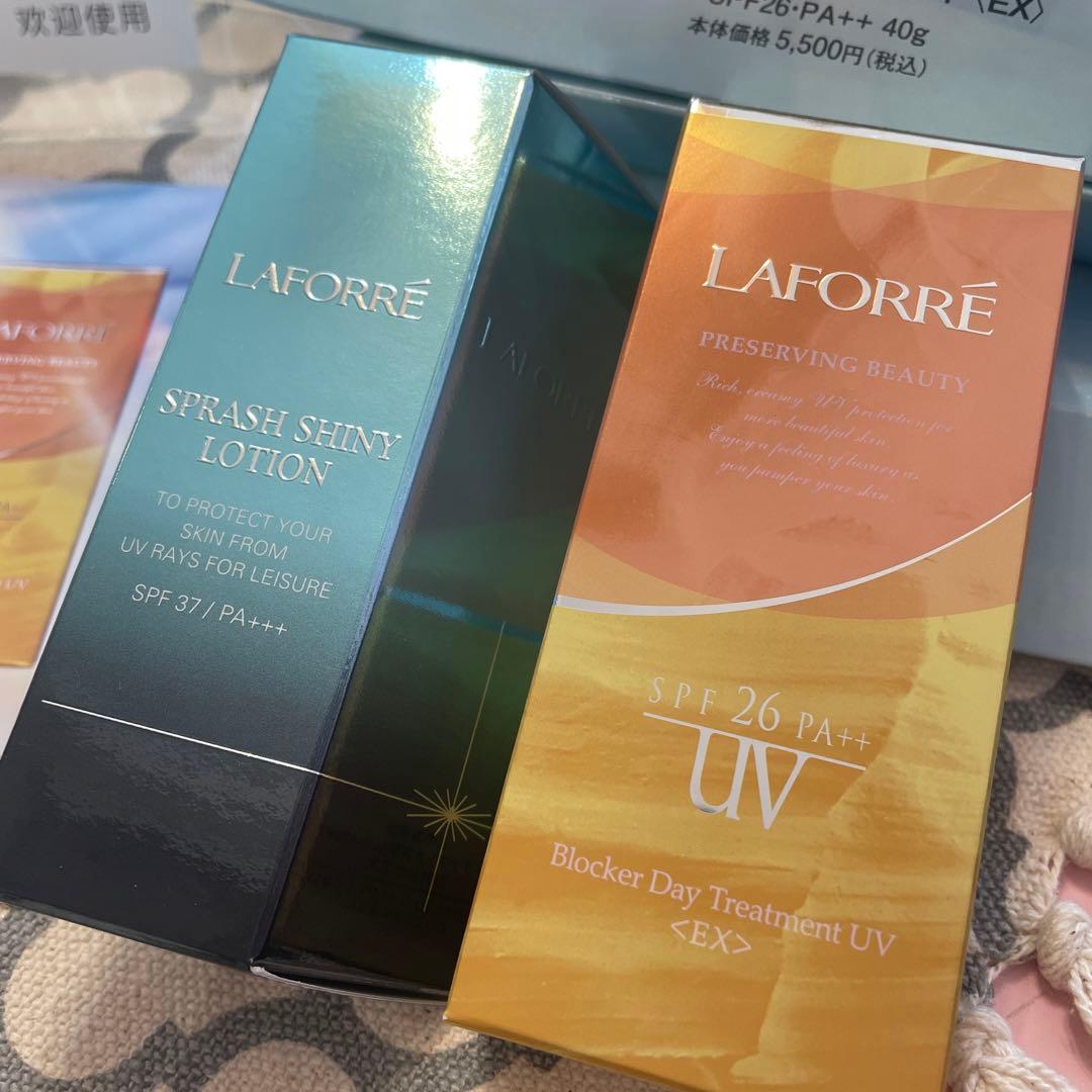 ❥サマーティアラ ❥専用 新品LAFORRE 日焼け止め顔、ボディ用セット LAFORRE 日焼け止め 顔用 無香料 敏感肌 ノンケミカル トーンアップ
