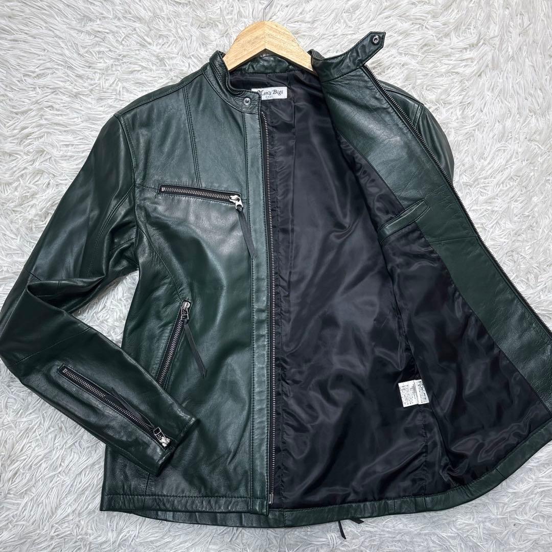 メンズビギ ライダース レザージャケット XL グリーン シングル 羊革 デイリーに着倒せる、こだわりのレザーアウターに夢中！メンズビギの