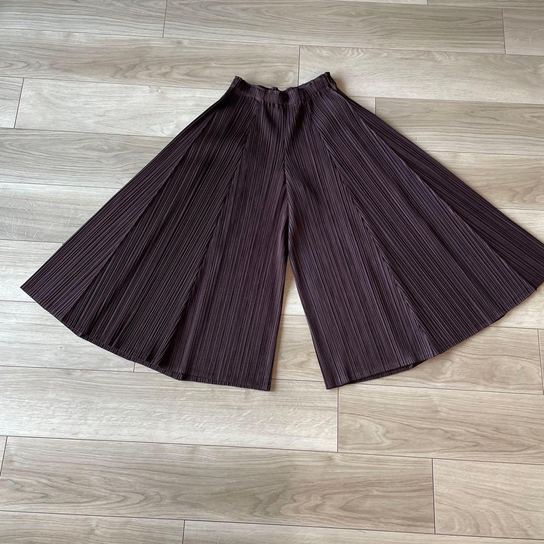 プリーツプリーズ　パンツ　は PLEATS PLEASE ISSEY MIYAKE】プリーツプリーズイッセイミヤケ『FLUFFY