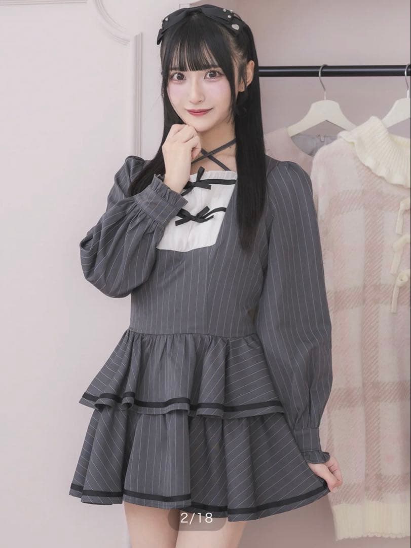 【今週中値下げ】 pium クロステープバイカラーティアードワンピース クロステープバイカラーティアードワンピース – pium