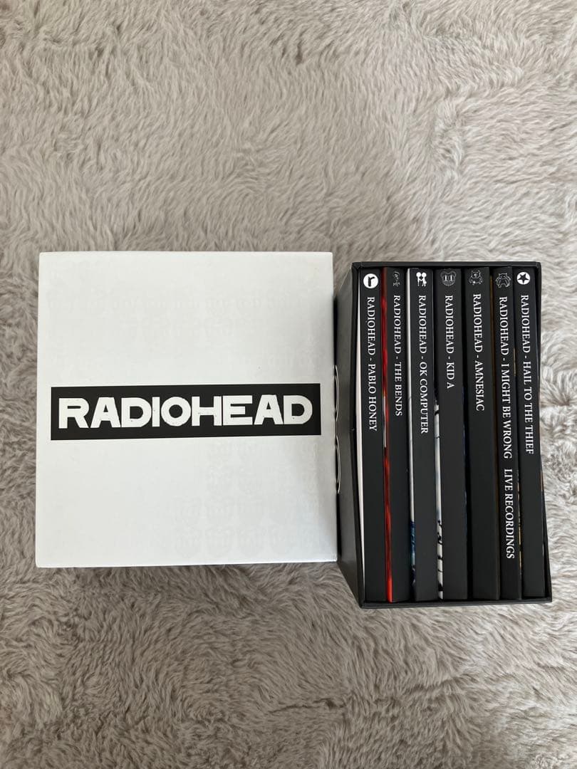 レディオヘッドボックス 7枚セット Amazon.co.jp: Album Box Set-: ミュージック