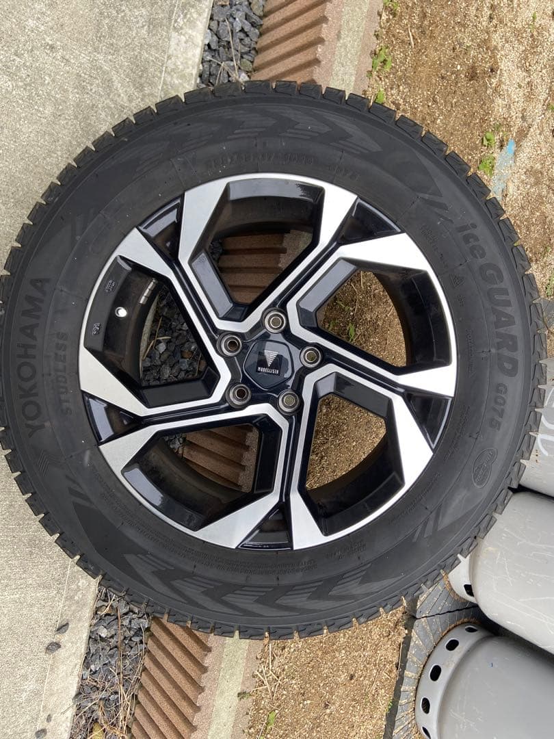 モデリスタ　ヨコハマiceGUARD G075 17インチ スタッドレスタイヤ アイスガード SUV G075 スタッドレスタイヤ 4本 315/70R17 121/118Q 17