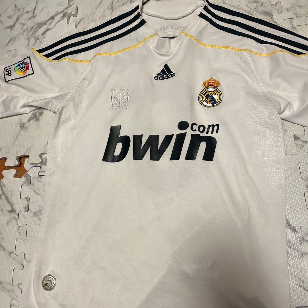 レアル・マドリード RONALDO 9 ユニフォーム Amazon.com: Ronaldo #9 Retro Home 09/10 Soccer Jersey for Men Fan