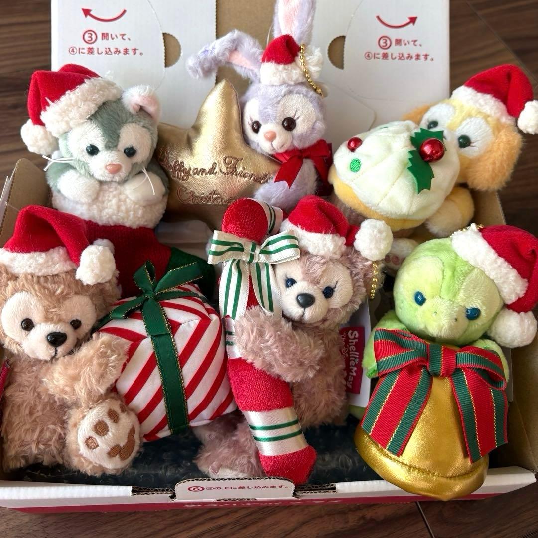 【新品】ディズニーシー　2021年クリスマス ぬいぐるみバッジ　6点セット イッツ・クリスマスタイム！デザイン！東京ディズニーシー“ディズニー