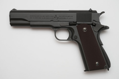レビュー】東京マルイ「M1911A1コルトガバメント」レビュー 1丁は持っ