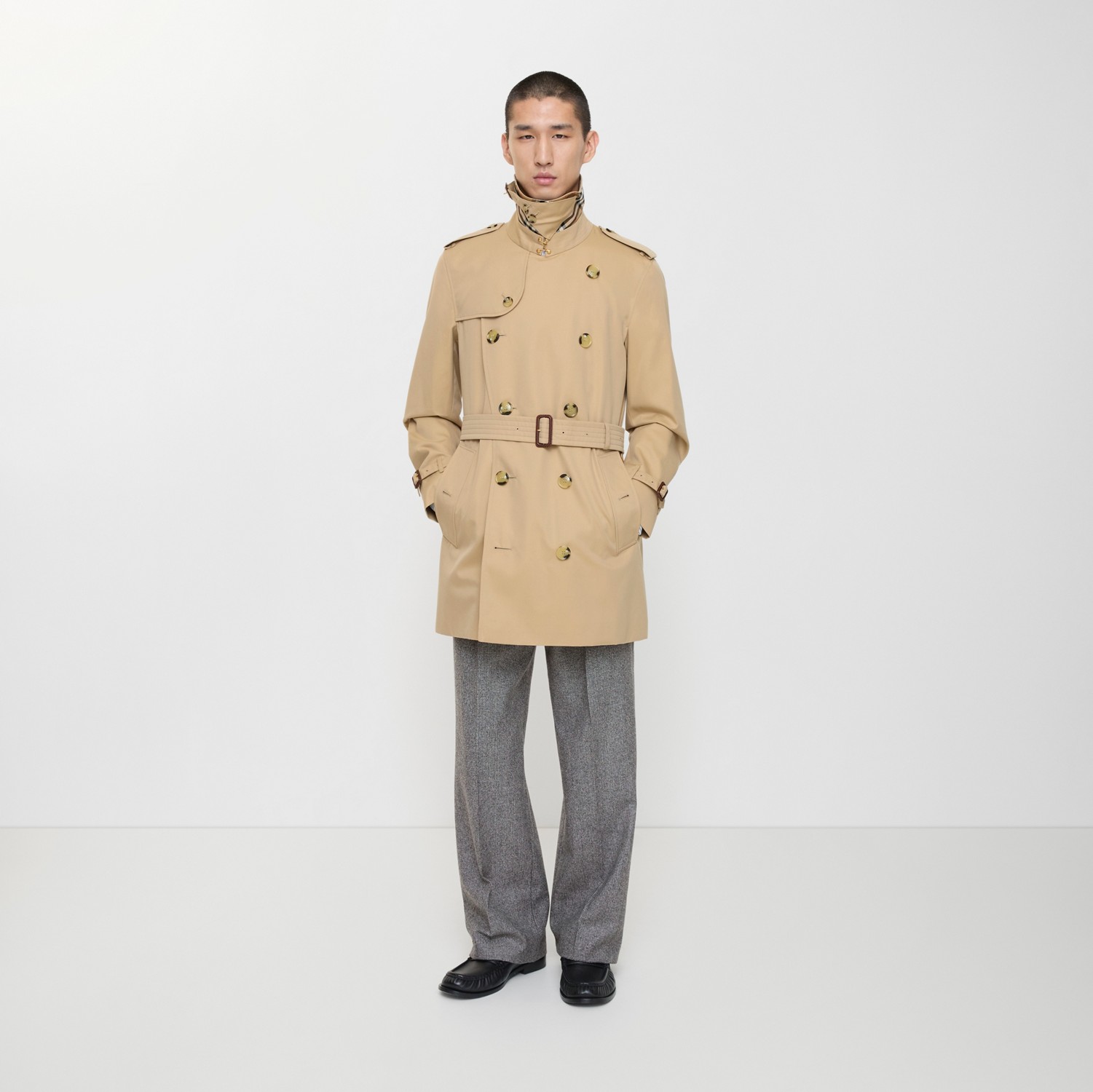 ショート ケンジントン ヘリテージ トレンチコート (ハニーベージュ